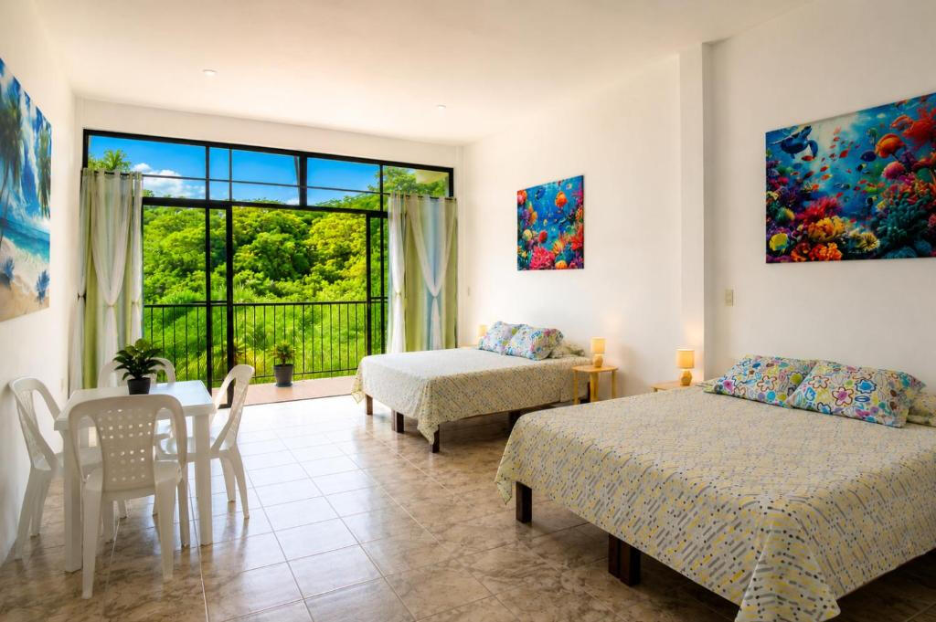 Room for 4 Guests
